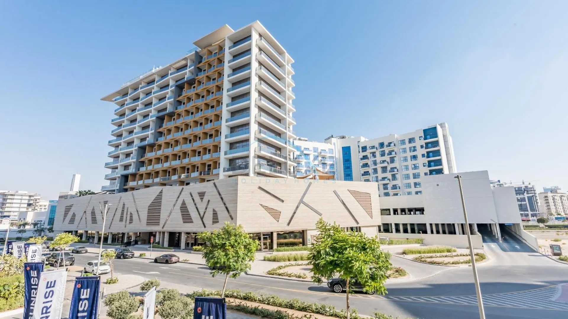 Near Dubai Miracle Garden Studio With Community Views Balcony, Legacy By Sunrise, Arjan Lejlighed